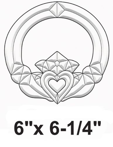 EC821-Exquisite Cluster Small Irish Claddagh